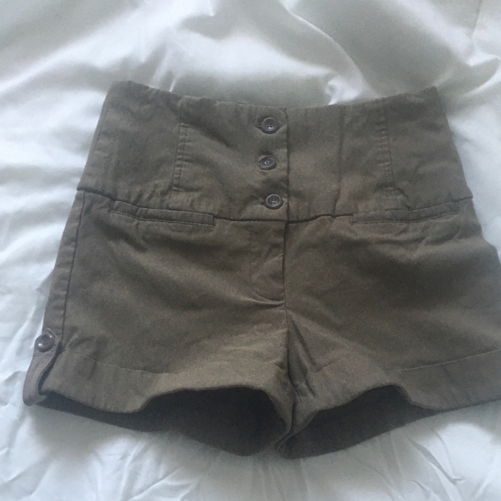 Brown shorts
